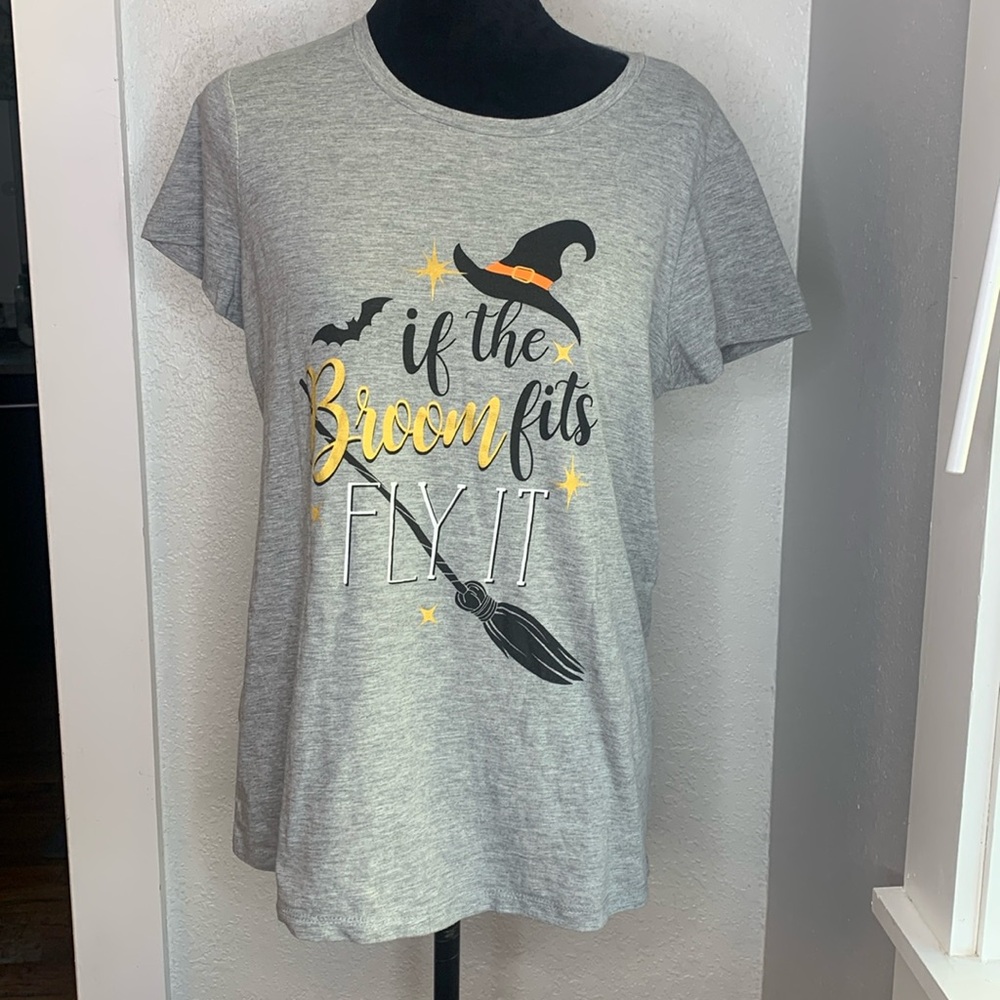 Bobbie Brooks “If the Broom Fits Fly It” Halloween Graphic Tee Shirt size Large